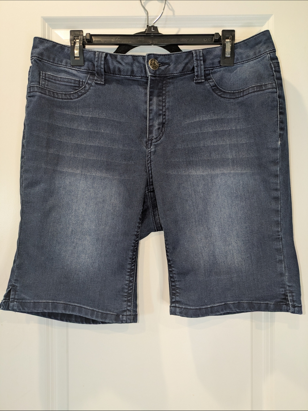 Love Indigo Denim Shorts Womens Size 16 Blue Stretch Mid Rise Casual